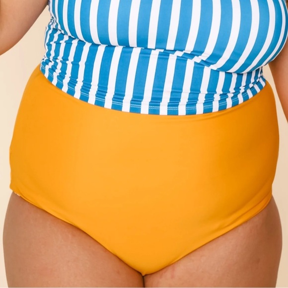 CORAL REEF Bali Reversible Swim Bottoms, MANGO/MANGO FLORAL, Size Large - Picture 4 of 6